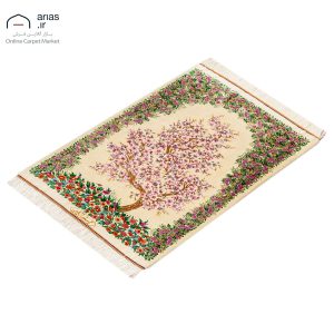 فرش دستباف ۶۰ در ۹۰ ابریشم نقشه شکوفه گیلاس مهپور کد D02149G
