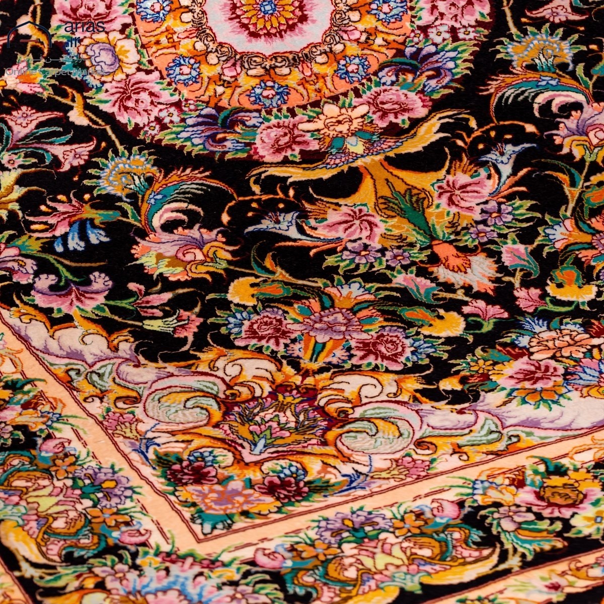 فرش دستباف ذرع ونیم نقشه قصر زمینه مشکی کد D02114T