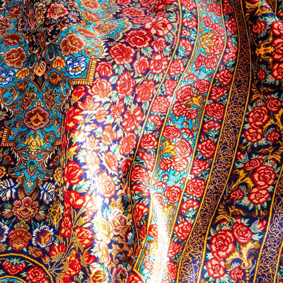 فرش دستباف ذرع و نیم تمام ابریشم طرح گل رز محلوجی قم کد D02246G