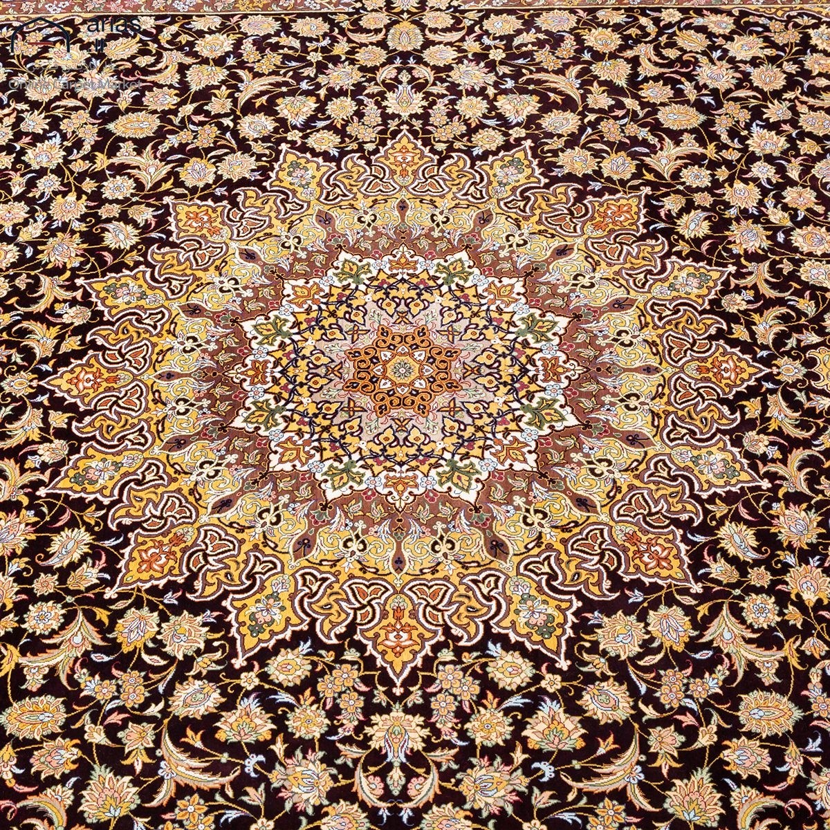 فرش دستباف شش متری تمام ابریشم طرح لچک ترنج مارک شیرازی کد D02233G
