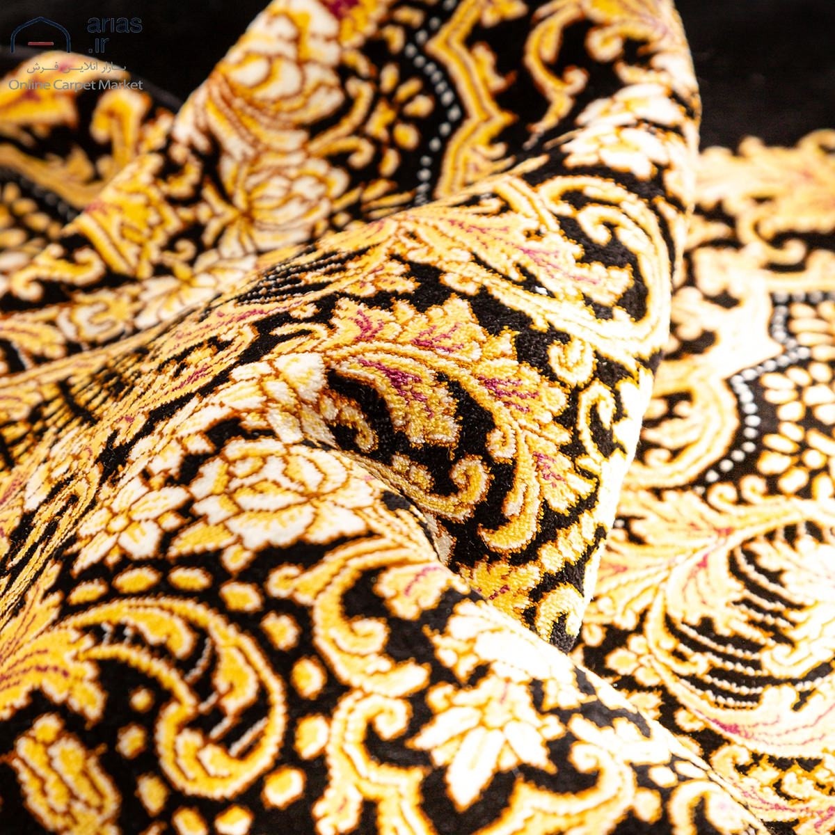 فرش دستباف سه متری تمام ابریشم زمینه مشکی طلایی مارک براعی کد D02157G
