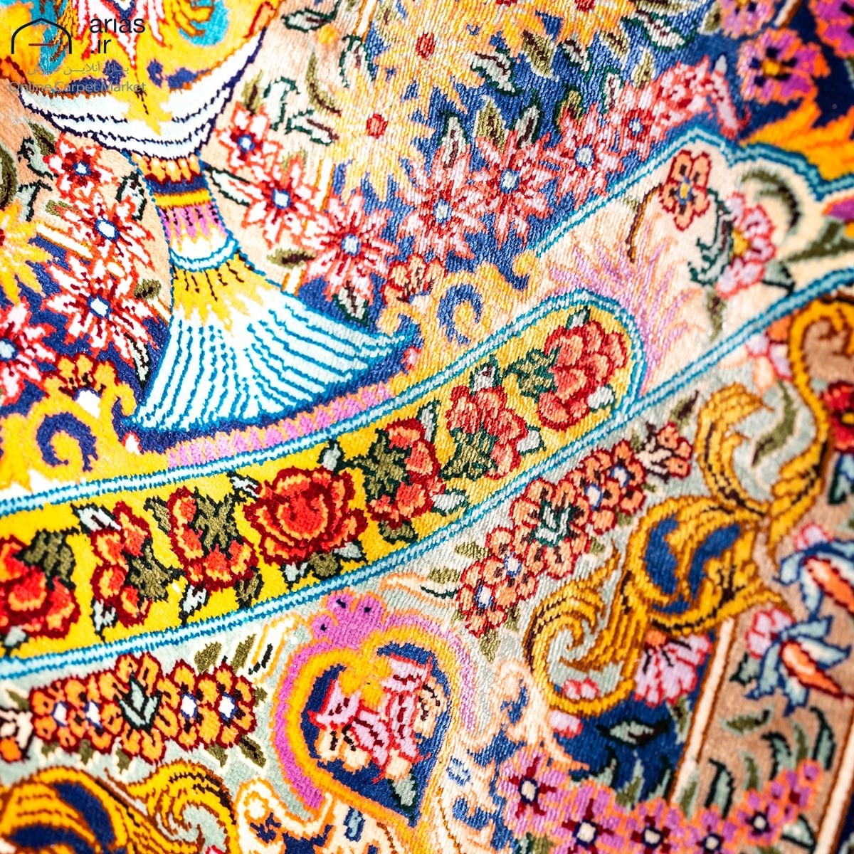 فرش دستباف سه متری تمام ابریشم مارک حاج حسینی کد D02159G
