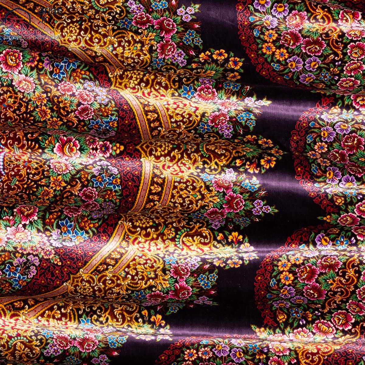 فرش دستباف مربعی تمام ابریشم زمینه عنابی مارک هاشمیان کد D02452G
