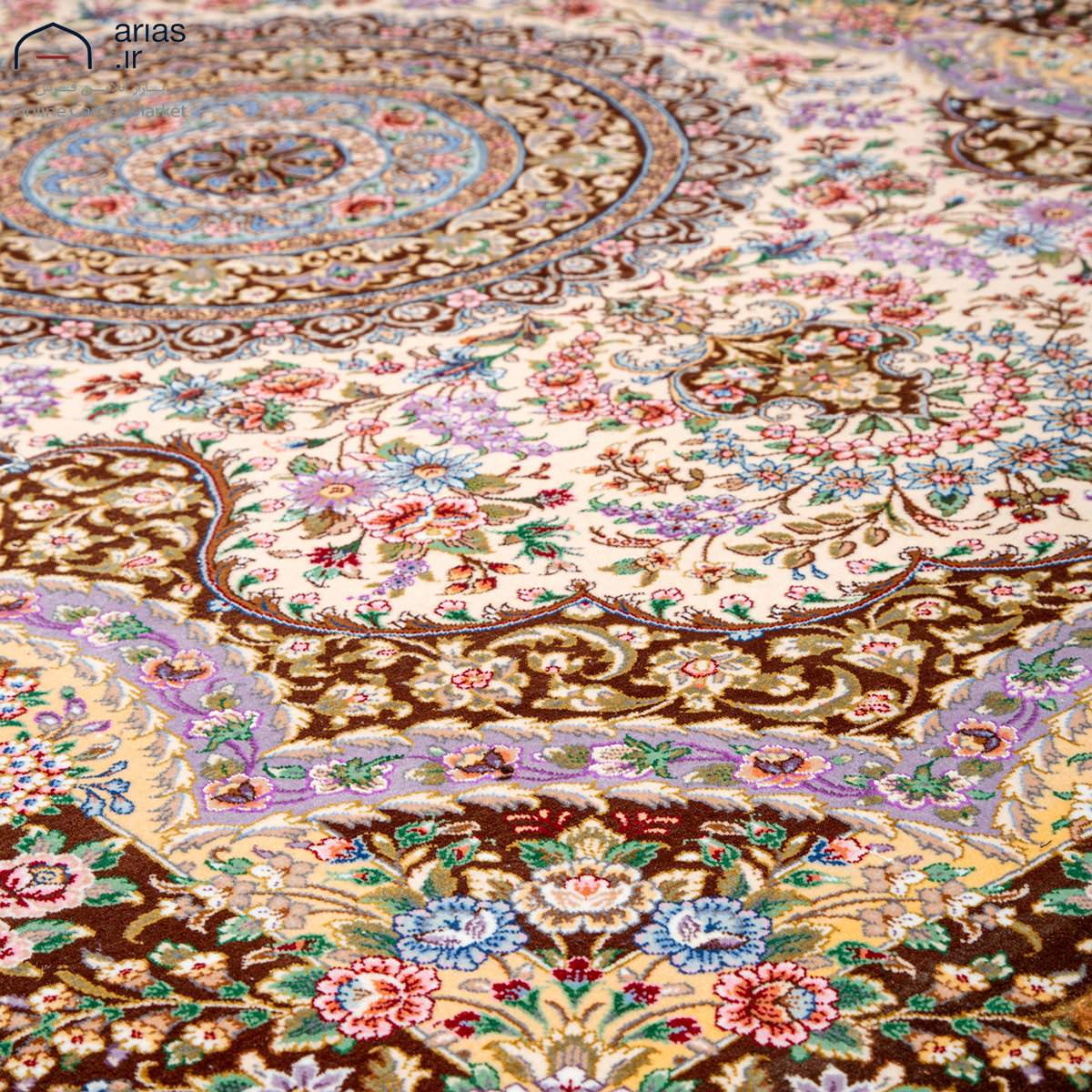 فرش دستباف ذرع و نیم کرک قم چله و گل ابریشم طرح لچک ترنج