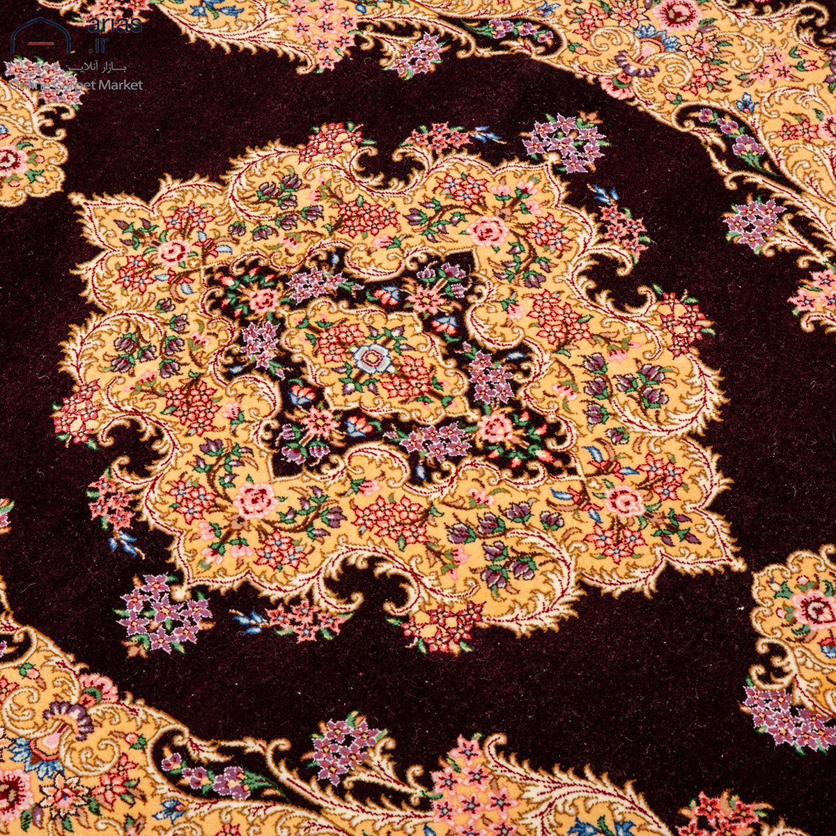 فرش دستباف ذرع و نیم کرک قم چله و گل ابریشم طرح لچک ترنج