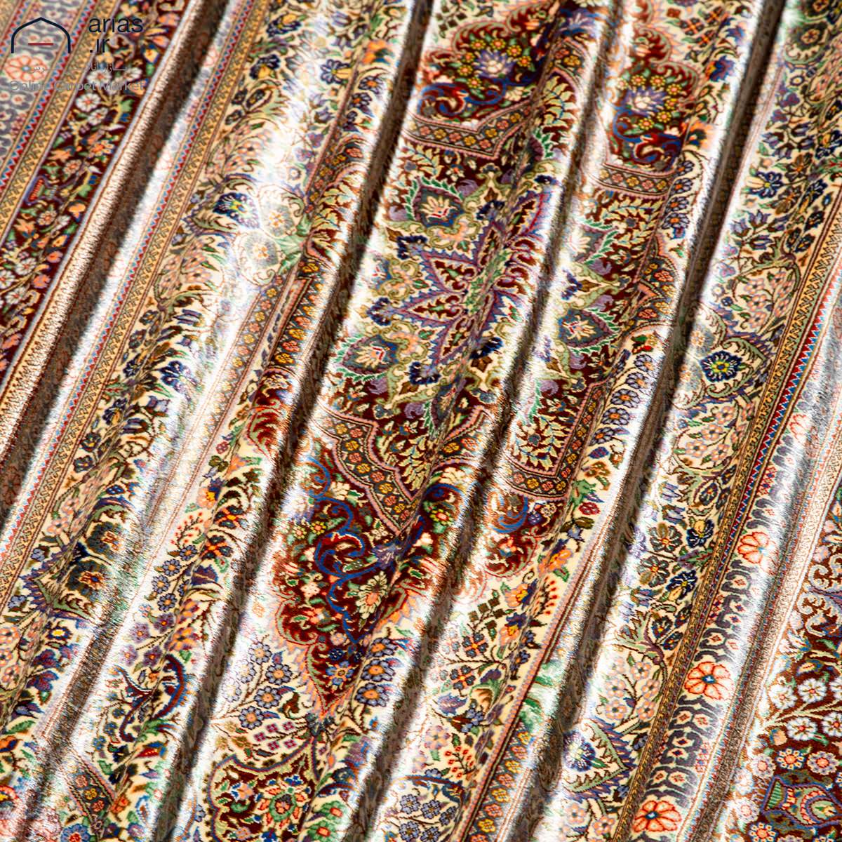 فرش دستباف ذرع و نیم ابریشم طرح لچک ترنج کیهانیان کد D02470G