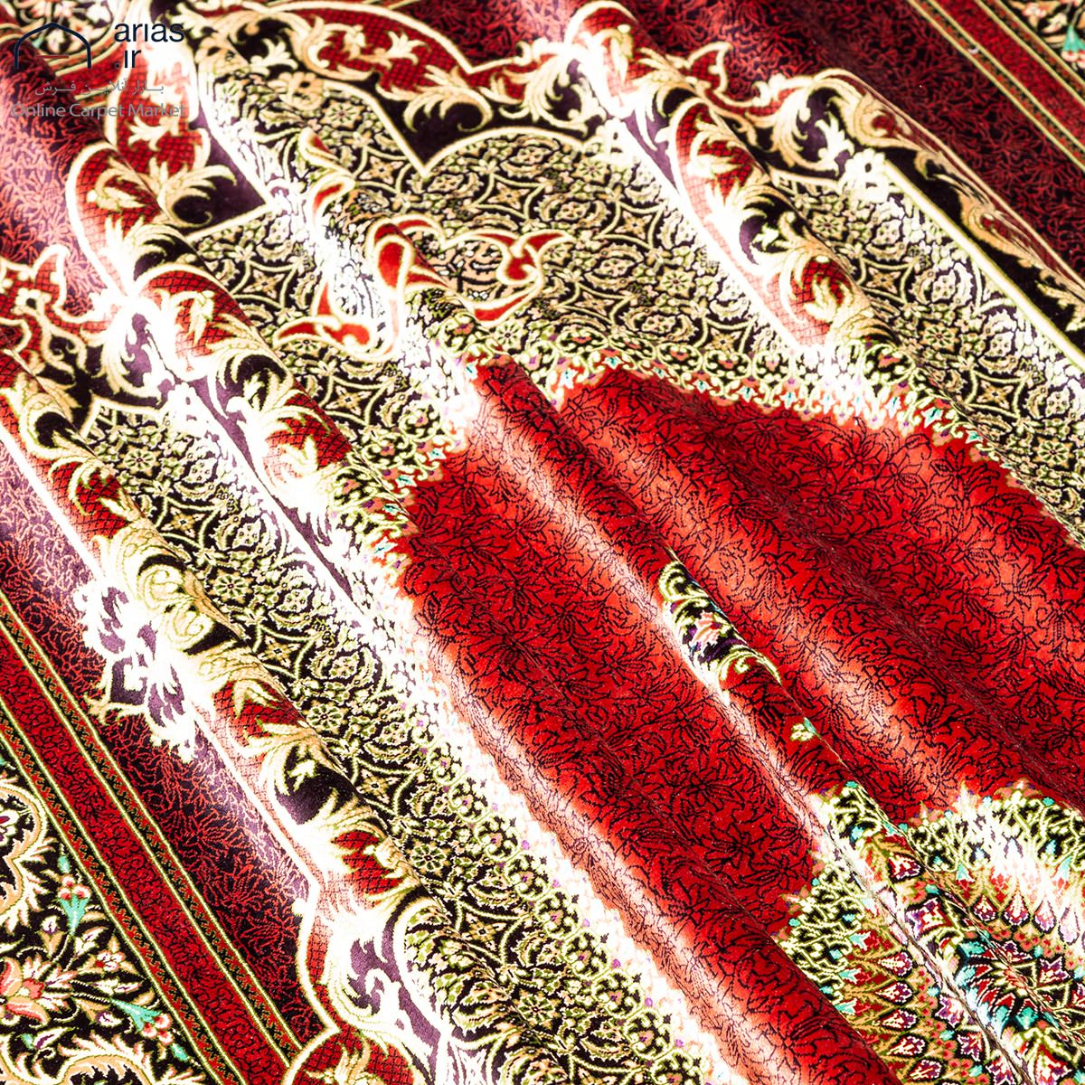 فرش دستباف سه متری تمام ابریشم طرح لچک ترنج مارک کاظمی کد D02500G