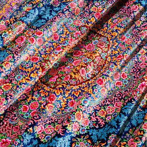 فرش دستباف مربعی تمام ابریشم طرح لچک ترنج شیرازی کد D02576G