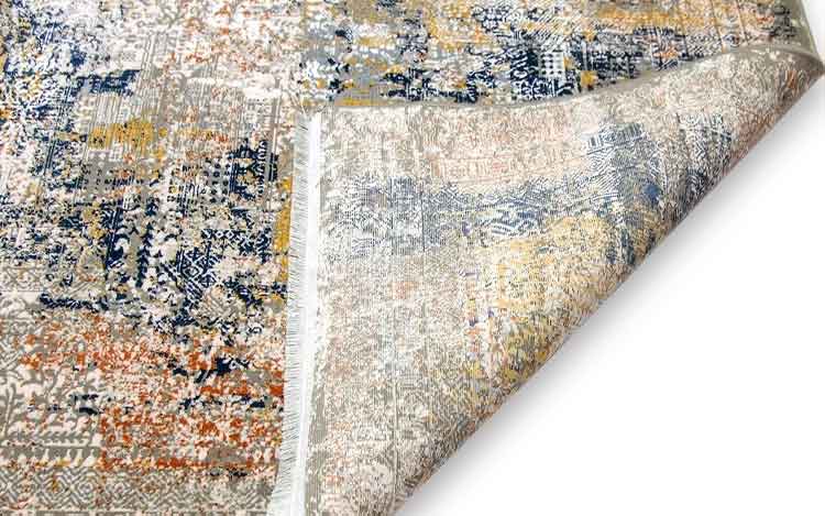 نقوش فرش های ایرانی زبانزد خاص و عام است